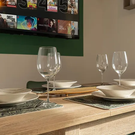 302 Chanzy - Jungle Chic - T1 Depaysant - Centre *