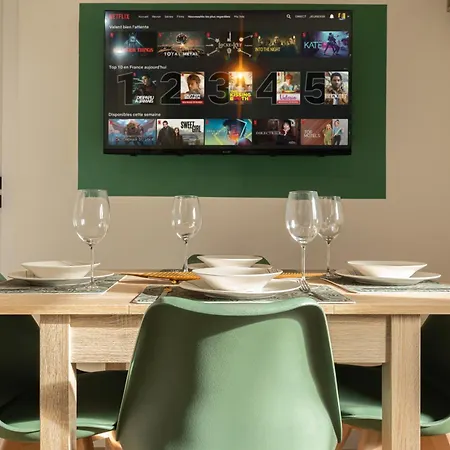 302 Chanzy - Jungle Chic - T1 Depaysant - Centre *