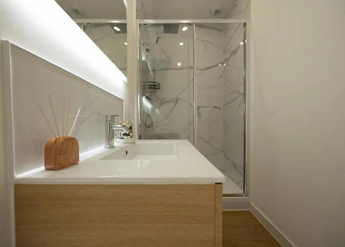 302 Chanzy - Jungle Chic - T1 Depaysant - Centre