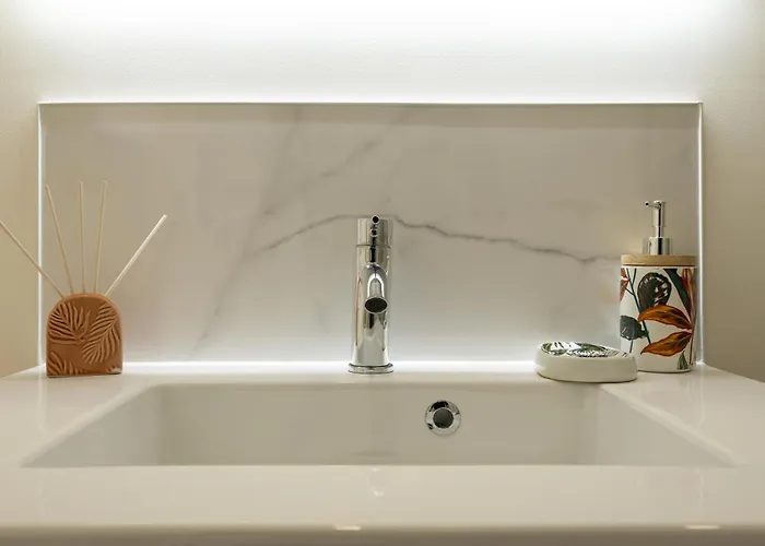 302 Chanzy - Jungle Chic - T1 Depaysant - Centre * Le Mans